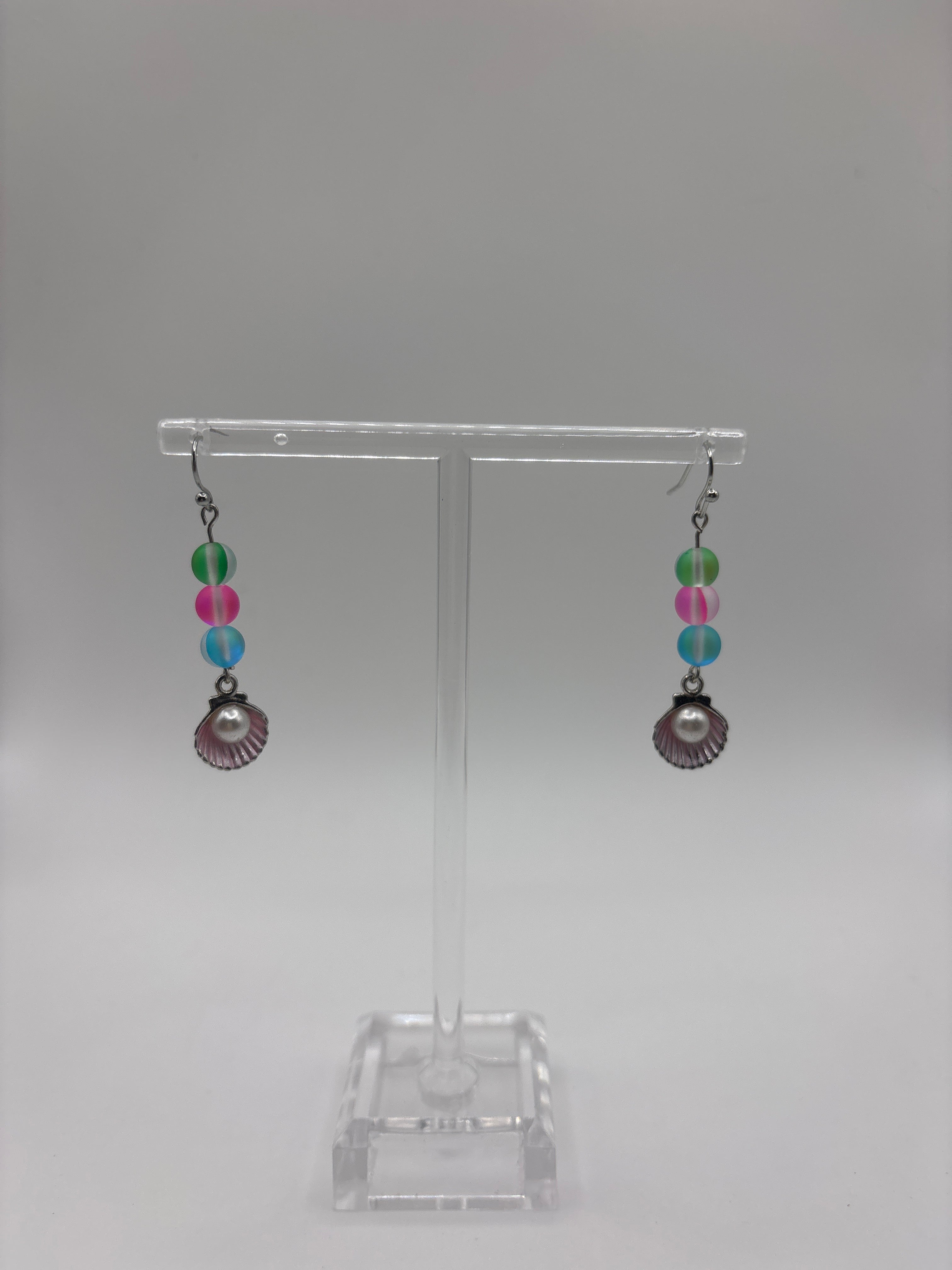 Northern lights pink shell with pearl