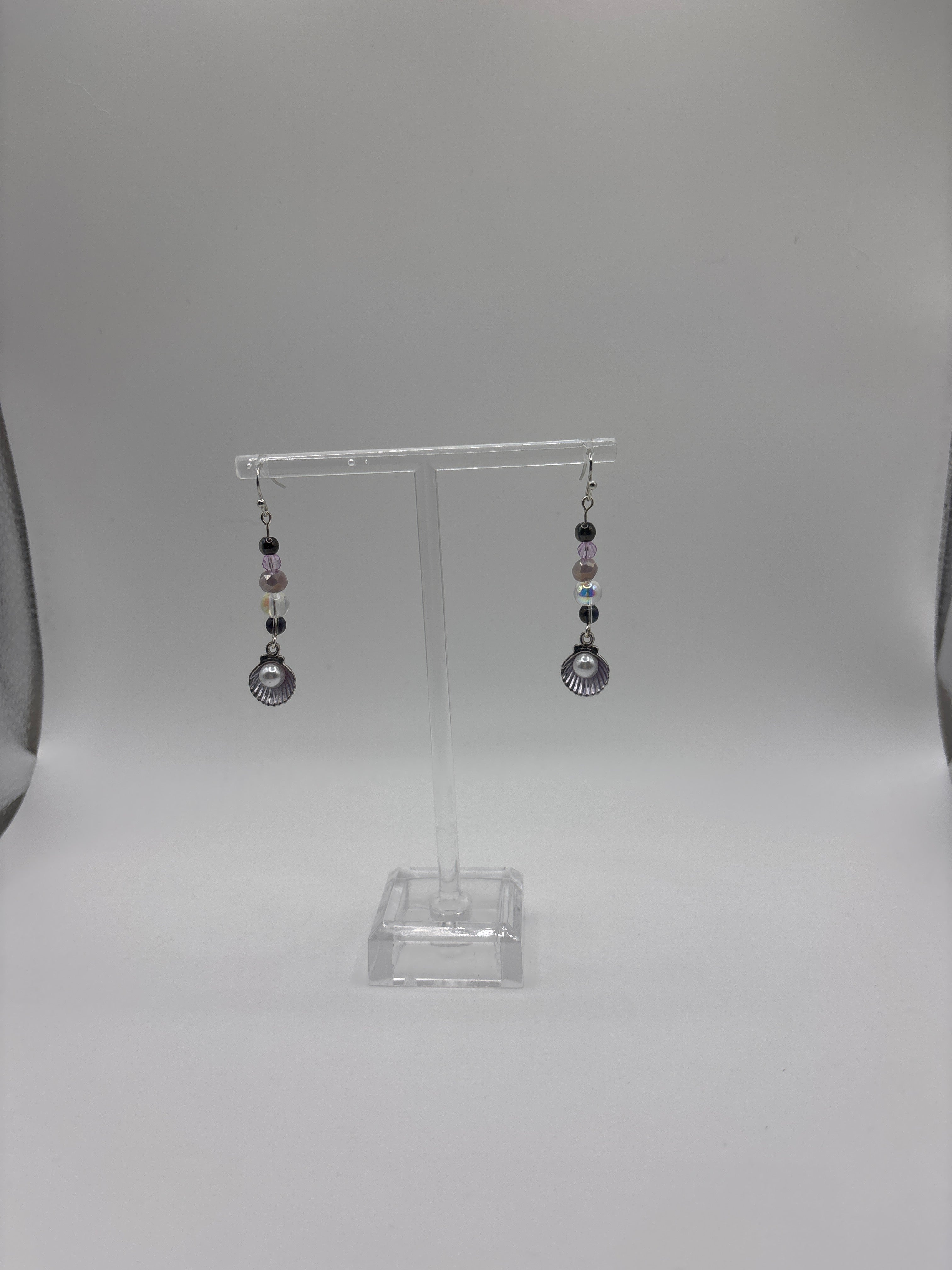 Beach purple shell with pearl earring