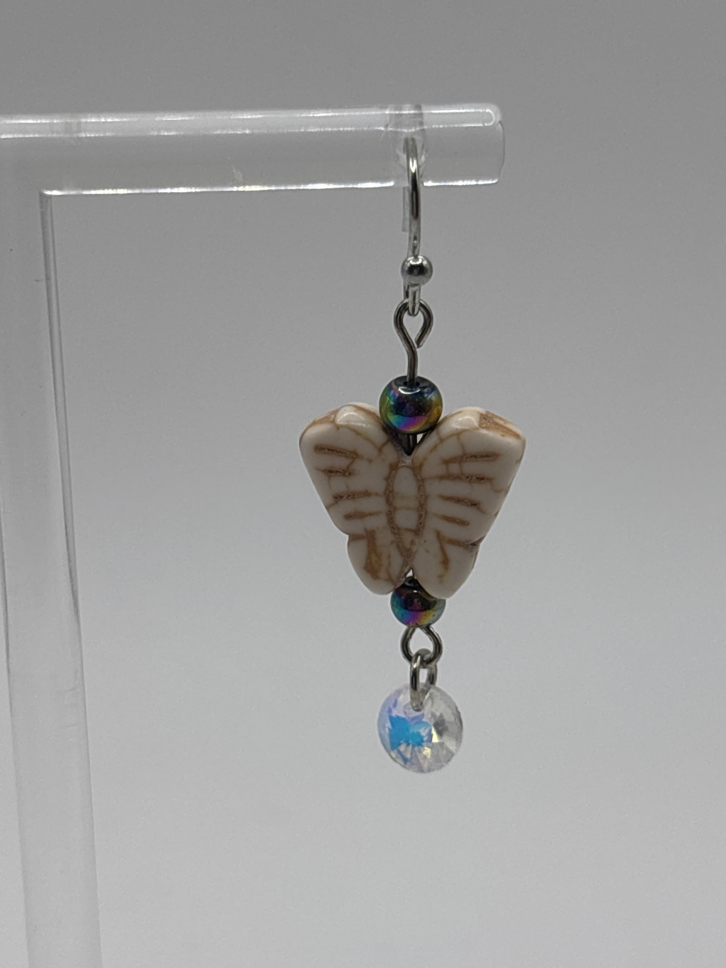 Butterfly bead with crystal