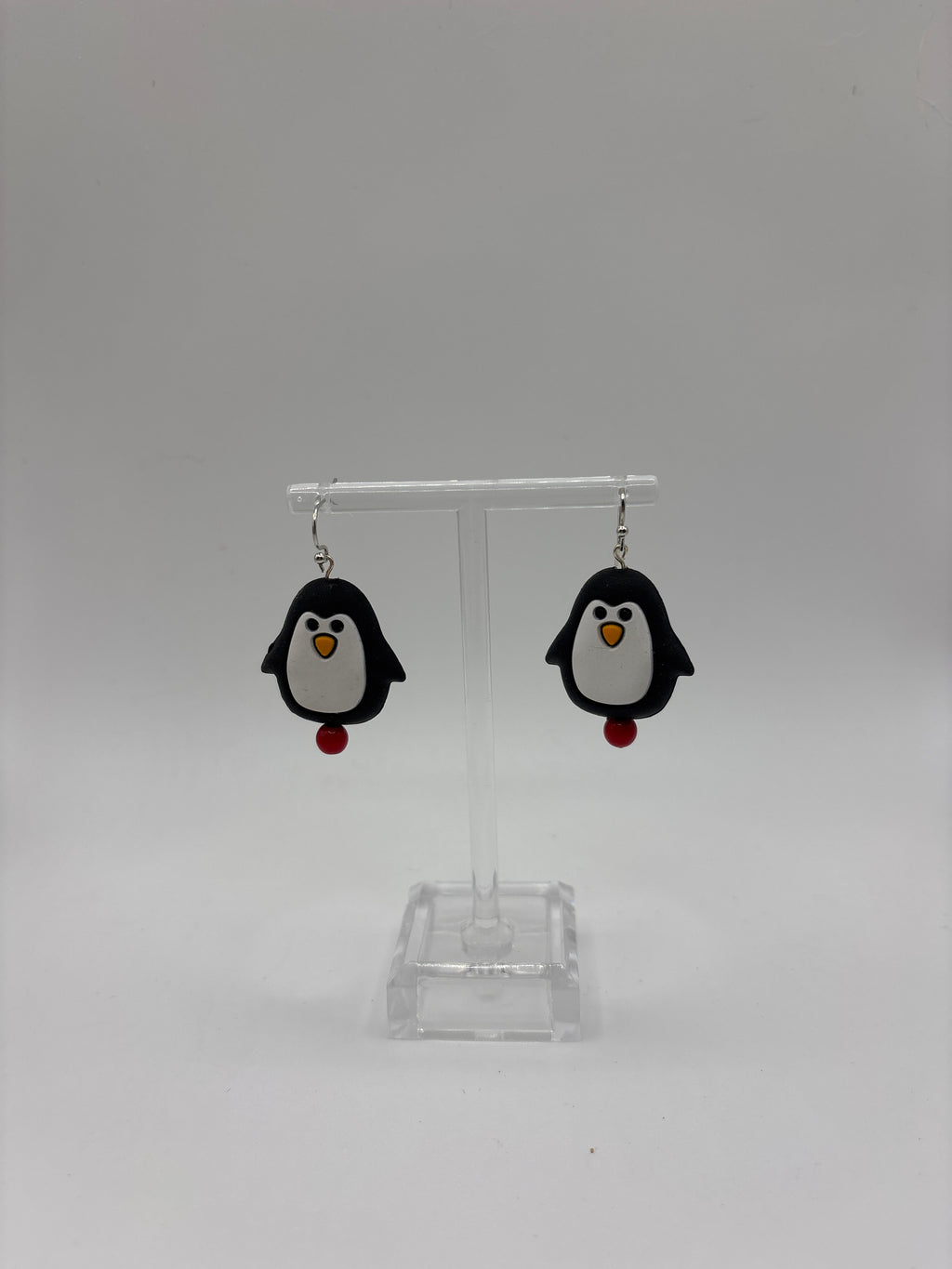 Dancing Puffy penguin, red bead