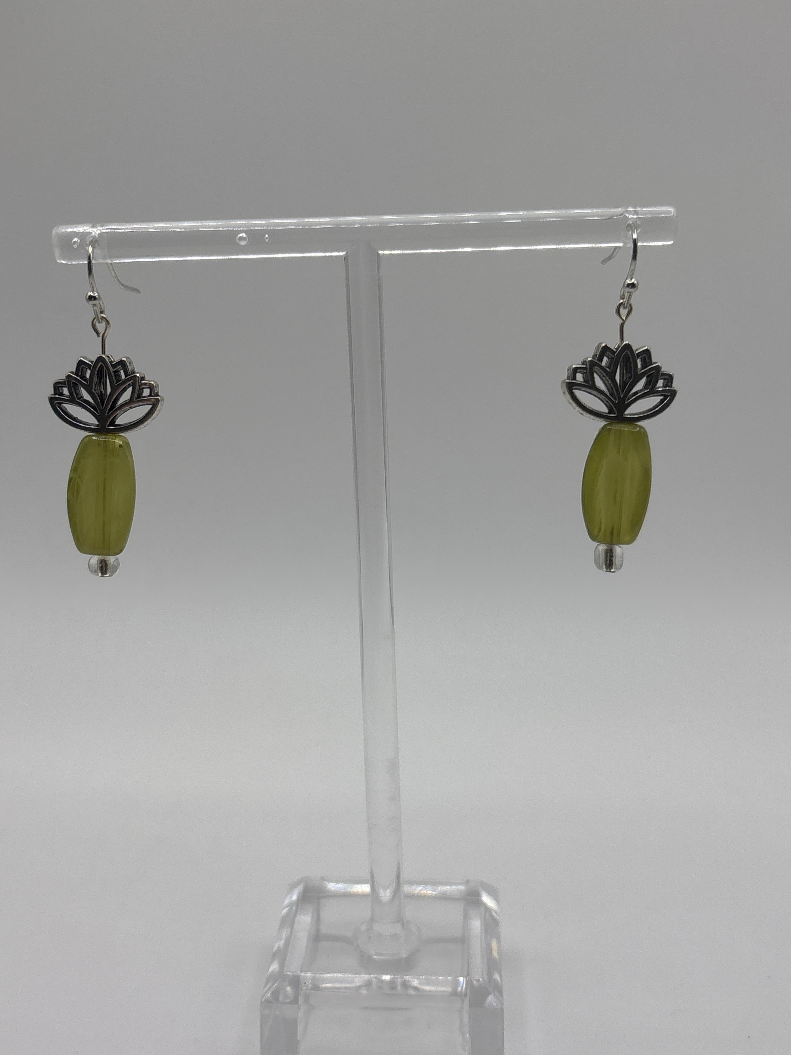 Lotus flower in silver tone with green bead