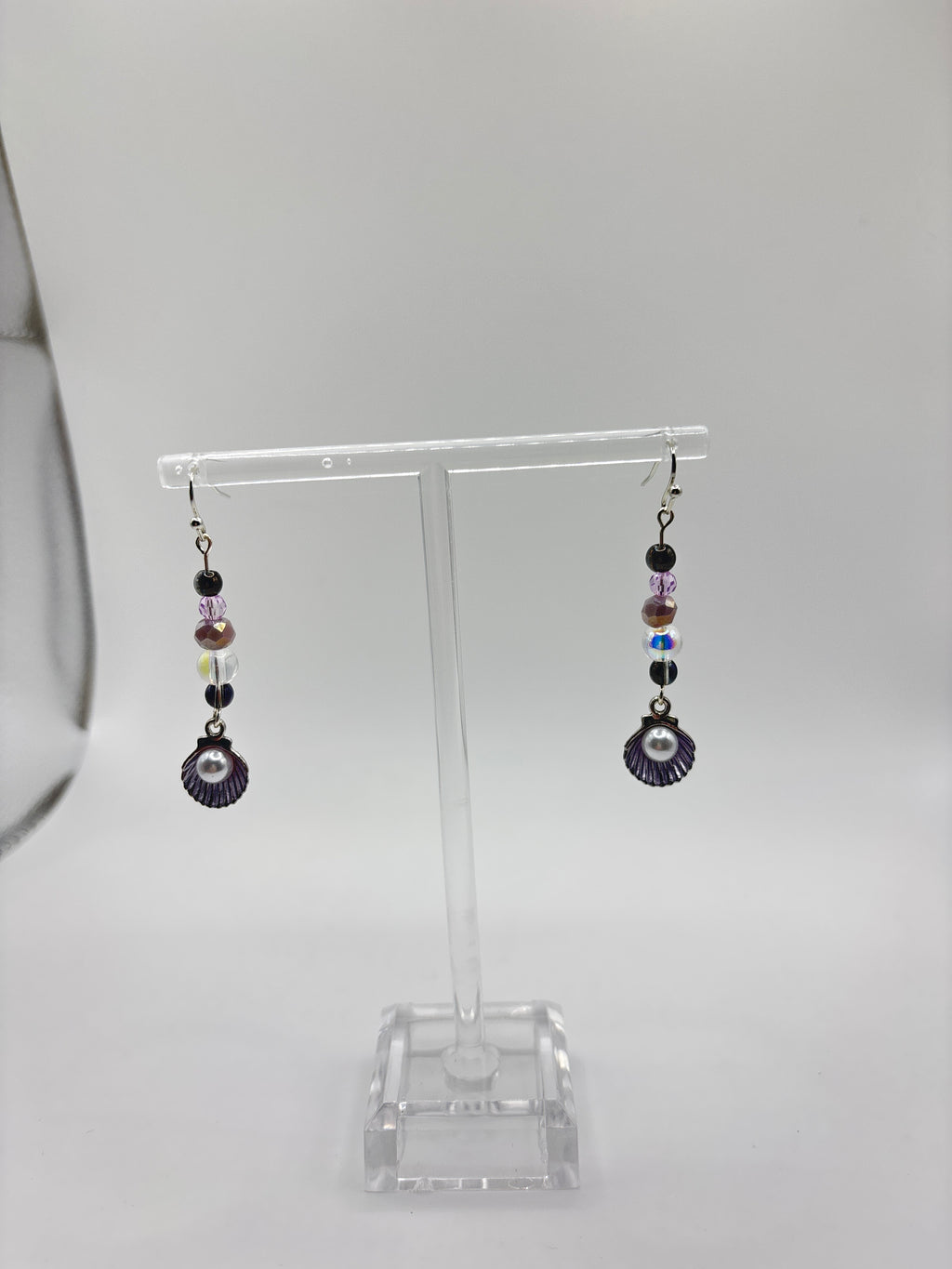 Beach purple shell with pearl earring