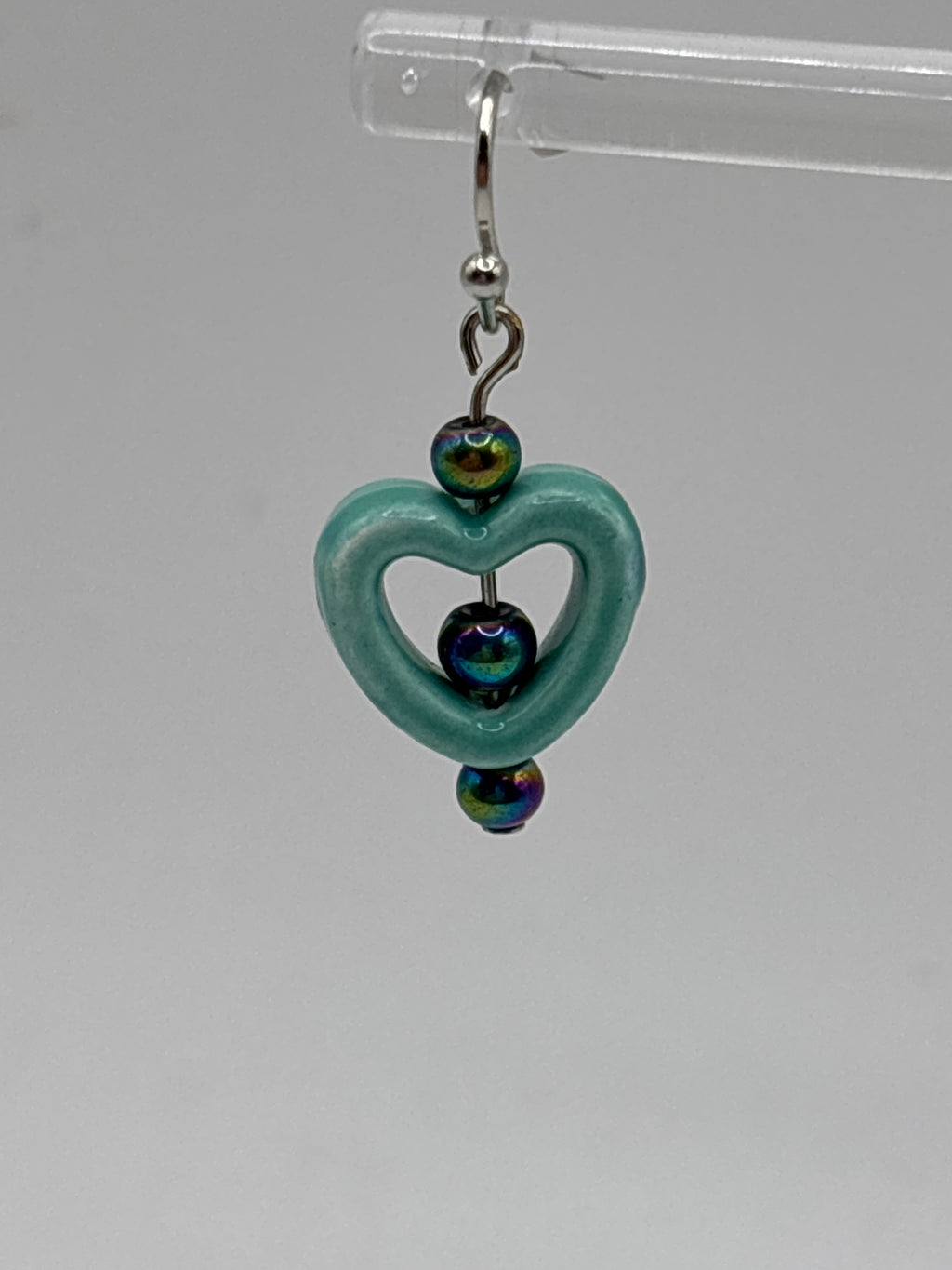 Single turquoise heart with iridescent beads
