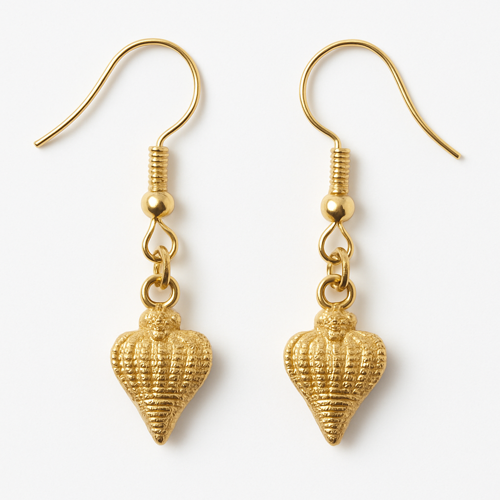 Gold seashell earring